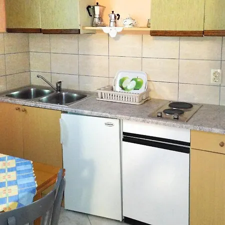 Apartment By The Sea Starigrad, Paklenica - 6623 Starigrad Paklenica