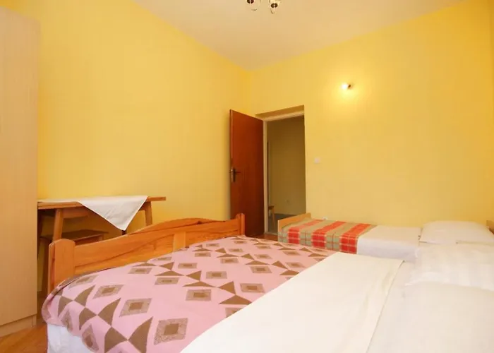 By The Sea Starigrad, Paklenica - 6623 *